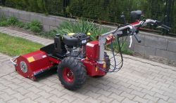 Traktor DAKR DAKR PANTER FD-3 + MC100 professzionális magasgazvágó gép szenzációs áron !!!